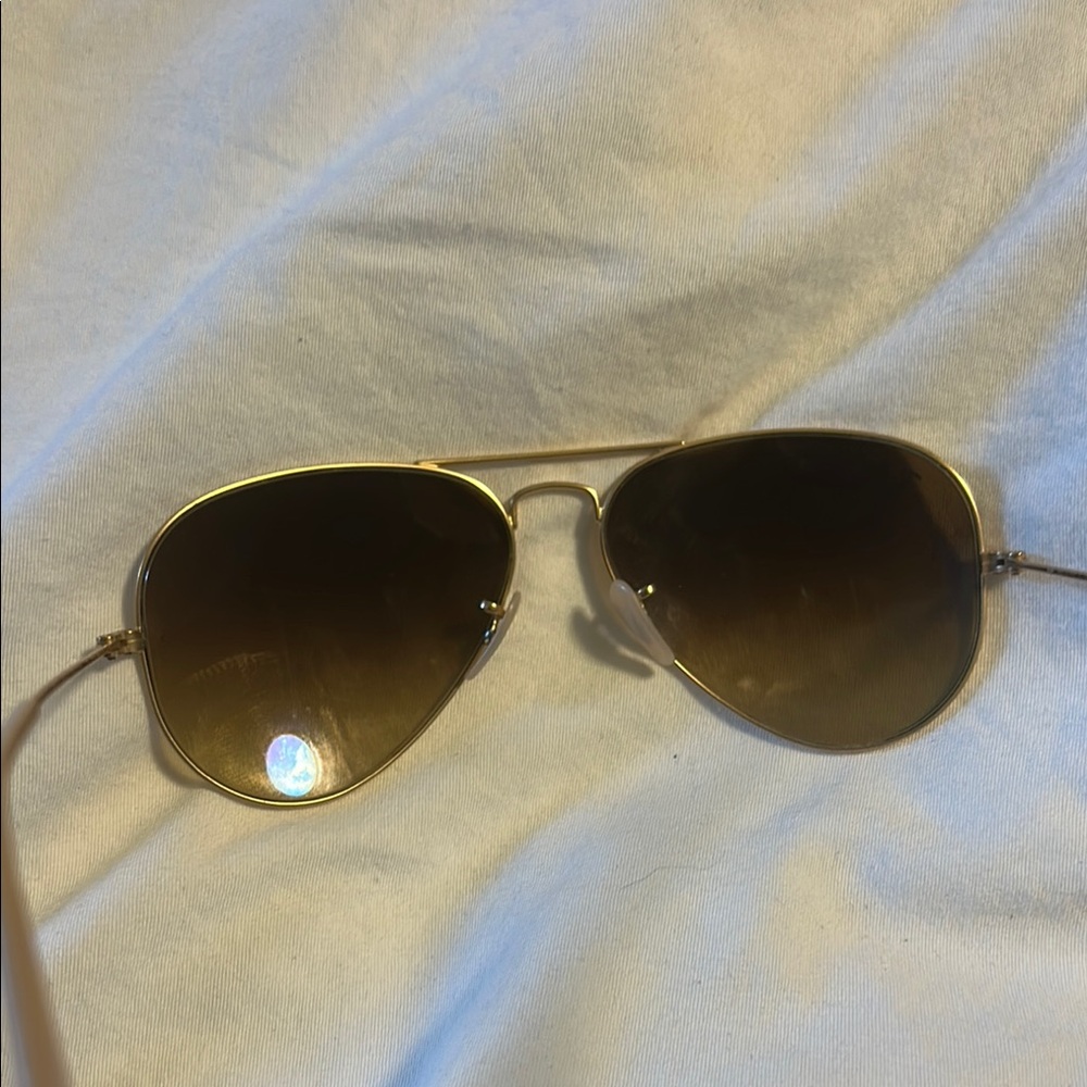 Ray-Ban Aviator Sunglasses - Picture 3 of 4